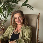 Belverzoek voor helderziende  Diya - helderziende